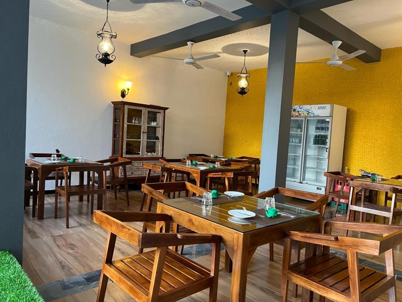 Mama'S Boutique Beach Hotel Negombo Eksteriør bilde